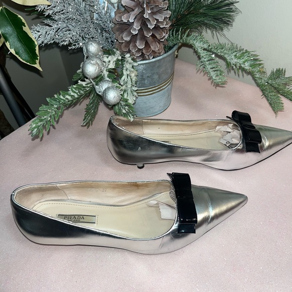 Prada patten silver leather kitten heels with black leather bow size 6.5 US - Picture 2 of 14